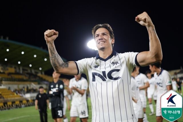 '도움왕' 에울레르 vs '득점 2위' 후이즈...K리그2 최고 외국인 공격수 맞대결! 준PO 선발 명단 공개